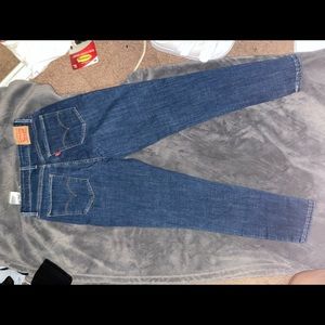 Straight Levi’s. Size 28/29.